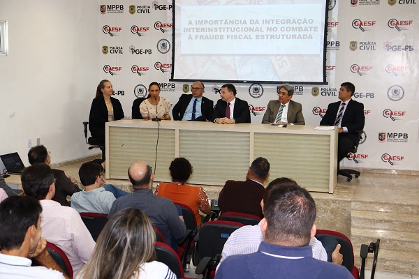 Integrantes do MPRN visitam Núcleo de Combate à Sonegação Fiscal