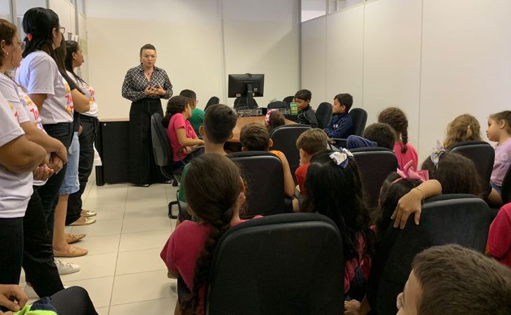 Estudantes conhecem o trabalho do MPPB, em Bayeux