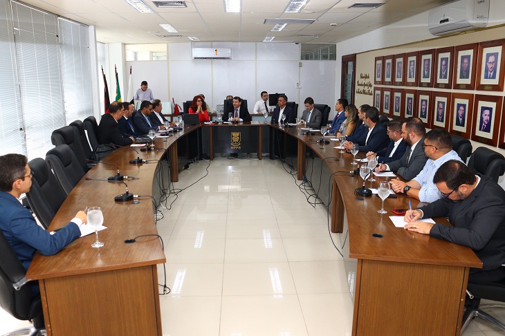 MPPB reúne órgãos e discute solução para esgotamento sanitário de Várzea Nova