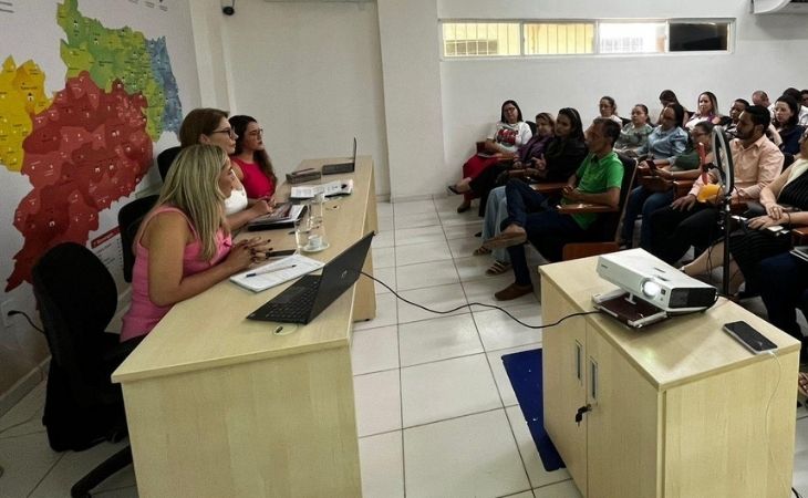 Oito municípios do Sertão assinam TAC para instalação de Casa-lar, em Marizópolis