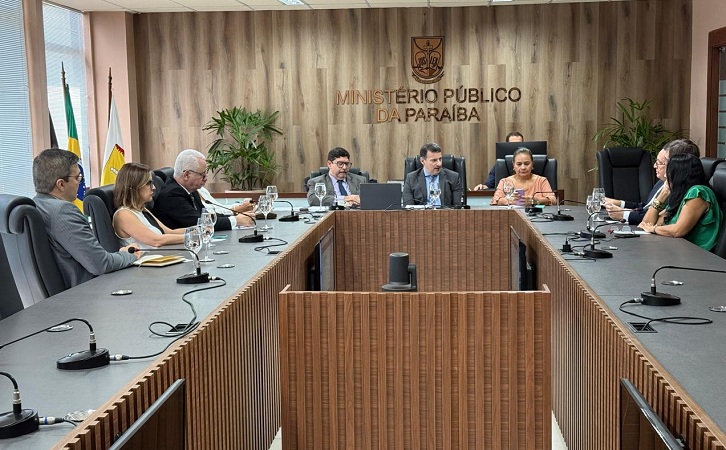 Controle de constitucionalidade: PGJ apresenta projeto a promotores de JP