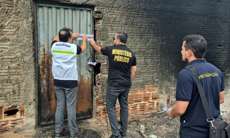 Três pessoas são presas e uma fábrica interditada durante a Operação Saturação