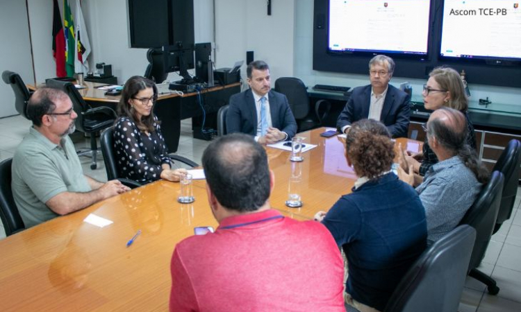 MPPB e TCE alinham medidas para reforçar fiscalização do transporte escolar, na PB