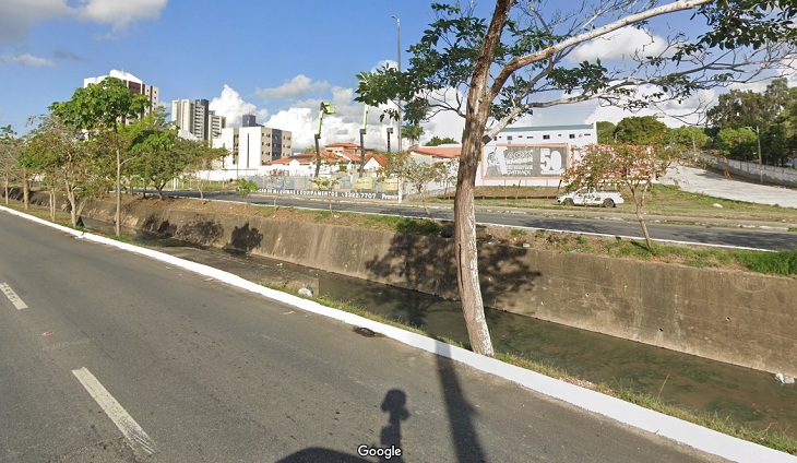 MP ajuíza ação para instalação de barreiras de proteção em avenida de Campina Grande