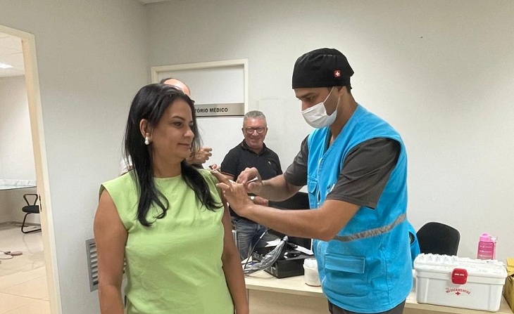 Vacinação contra influenza é realizada nesta sexta em Campina Grande