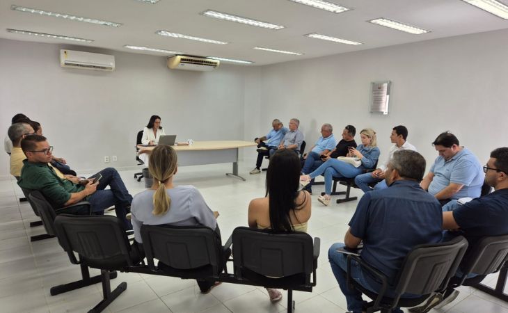 MPPB se reúne com gestores de Pedras de Fogo e PM para otimizar comunicação