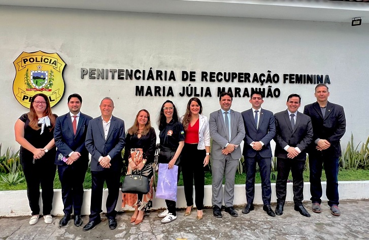 Membros do MPPB e MPRO compartilham experiências em visita a penitenciária de JP