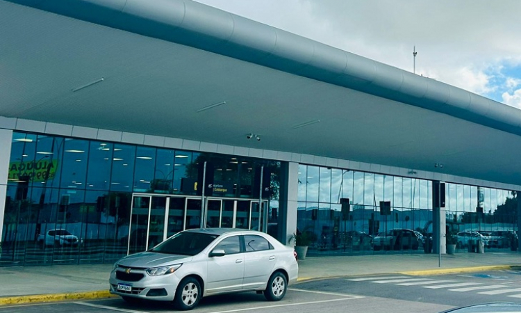 MP-Procon de CG autua empresa aérea que opera no município