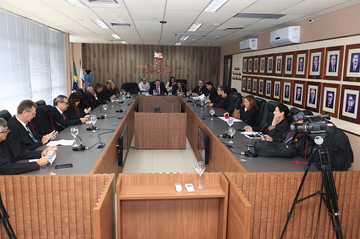 Colégio de Procuradores realiza sessão ordinária e aprova resolução