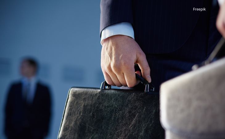 MPPB ajuíza ação contra Município de Bayeux para anular contratos com advogados