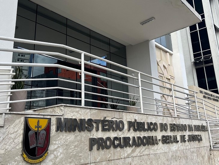 MPPB recebe a mais alta comenda da Assembleia Legislativa