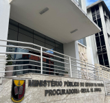 MPPB recebe a mais alta comenda da Assembleia Legislativa