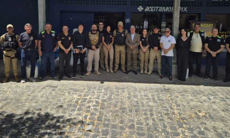 Alambique Clandestino: operação conjunta interdita duas fábricas de bebidas em CG