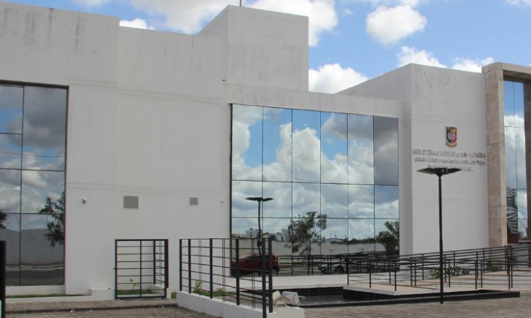 Justiça atende MPPB e determina suspensão de taxas para emissão do IPTU, em CG