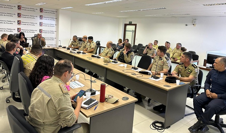 Reunião destaca redução de índices criminais e define medidas para o fim de ano, em CG