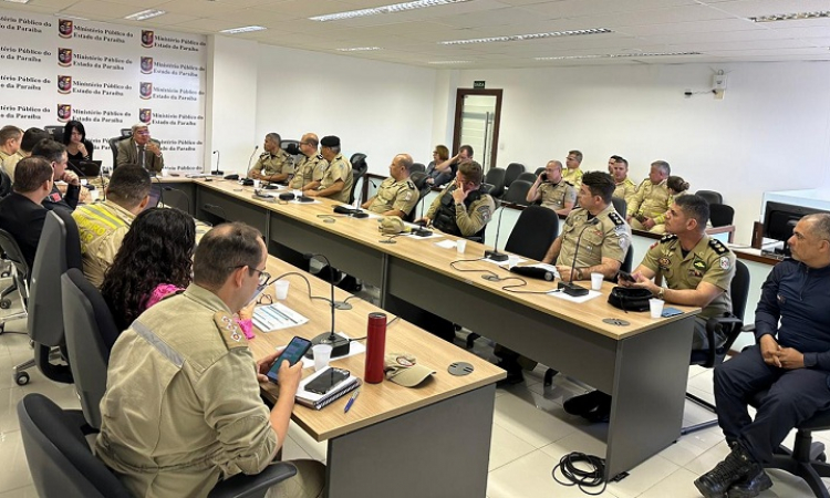 Reunião destaca redução de índices criminais e define medidas para o fim de ano, em CG
