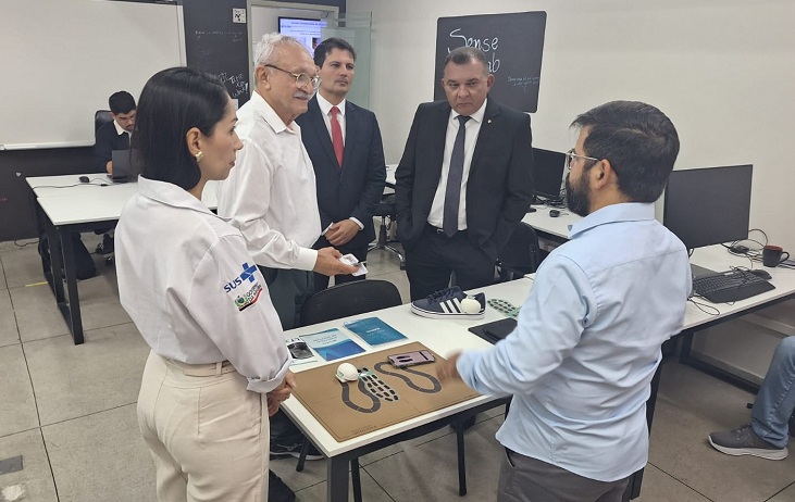 MPPB visita Nutes da UEPB para conhecer inovações em tecnologia na saúde