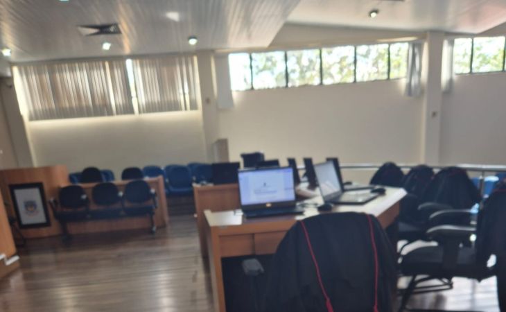 Tribunal do Júri de CG inicia 2026 com julgamento de 10 processos