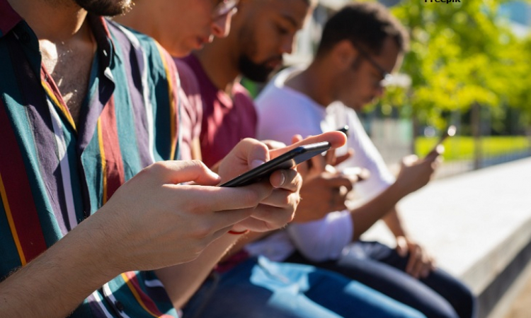 “ECA Digital em Ação”: projeto do MP orienta pais, professores e filhos sobre nova legislação