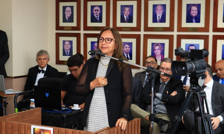 Maria Salete Porto é promovida ao cargo de procuradora de Justiça