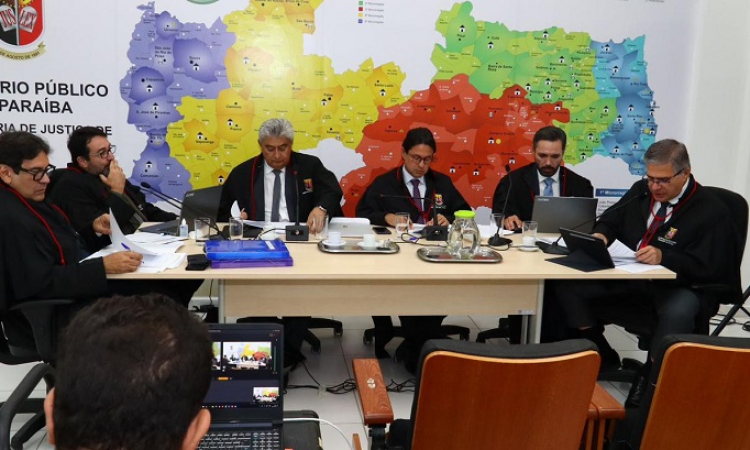 CSMP realiza sessão itinerante em Sousa e homologa remoções e promoção