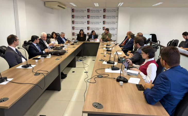 MPPB realiza reunião de acompanhamento da saúde, em Campina Grande