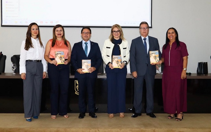 Ceaf lança duas novas edições da Revista Jurídica e edital dos próximos volumes