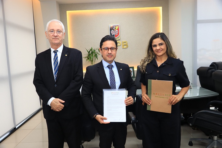 PGJ assina carta com diretrizes para garantia dos direitos das pessoas com doenças raras
