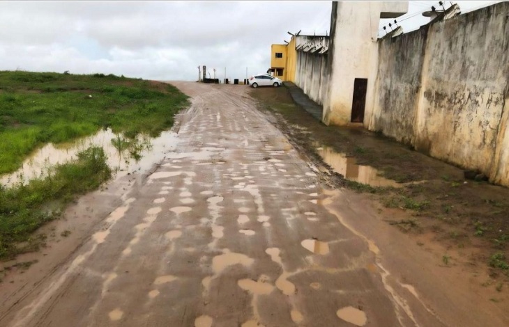 DER atende MPPB e inclui  via de acesso à Penitenciária Padrão de Campina Grande em programa de obras