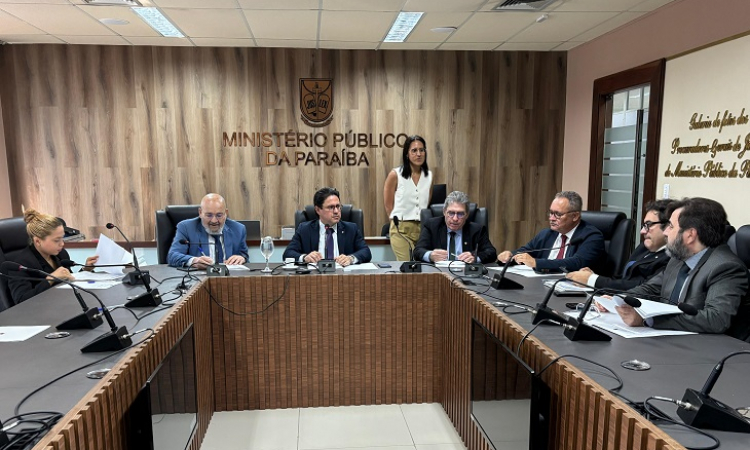 Dezessete projetos sociais avançam na seleção para financiamento com recursos do FDD