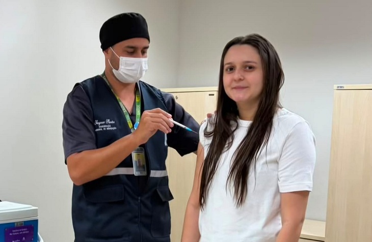 MPPB imuniza servidores contra a gripe e covid no próprio local de trabalho, em Campina Grande