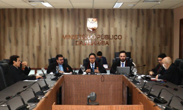 CSMP realiza 13ª sessão e aprecia procedimentos 