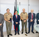 PGJ recebe Medalha de Mérito em reconhecimento às contribuições do MPPB à Inteligência da PM 