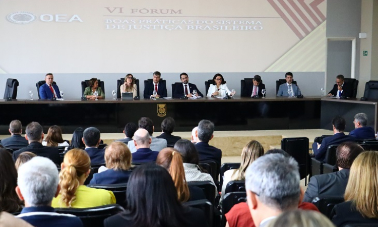 Painéis sobre desafios e boas práticas do Sistema de Justiça são apresentados no 2º dia do fórum da OEA, em João Pessoa