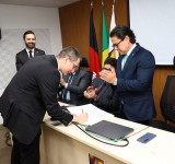Remoção por Permuta Nacional: MPPB, MPPE e MPAL realizam cerimônia conjunta de entrada em exercício de promotores de Justiça
